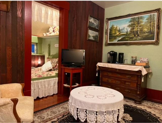 The Hazelhouse Bed & Breakfast Chilliwack Luaran gambar